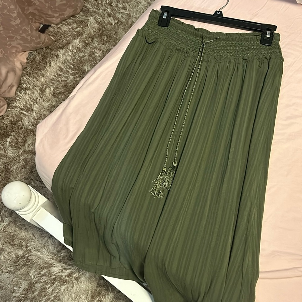 Knox Rose skirt new and never worn size XS